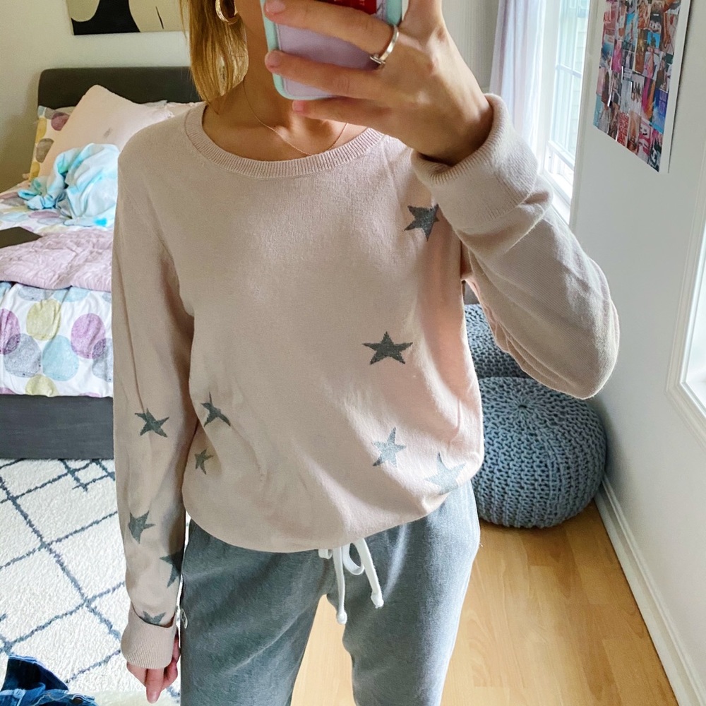 Pink star sweater